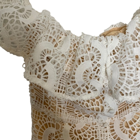 Line And Dot White Bridal Crochet Eyelet Off The Shoulder Lace Dress Size Large - Picture 11 of 14